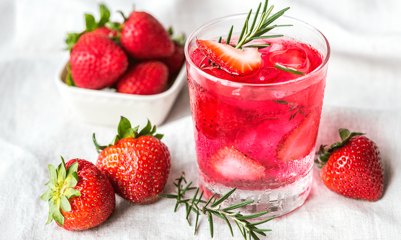 drink vermelho para um happy hour em casa